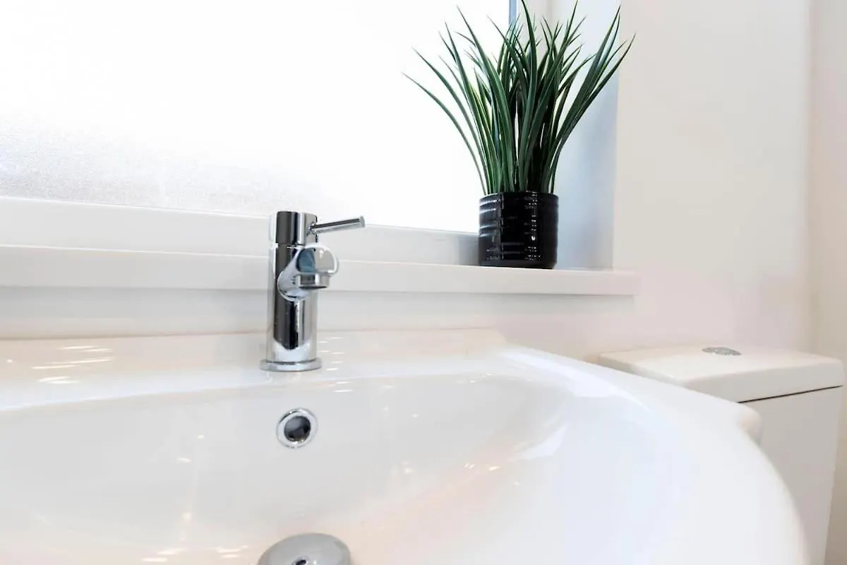 Contractor-Friendly 4-Bed 2-Bath Apartment, Fast Wifi, Central Redcar Verenigd Koninkrijk