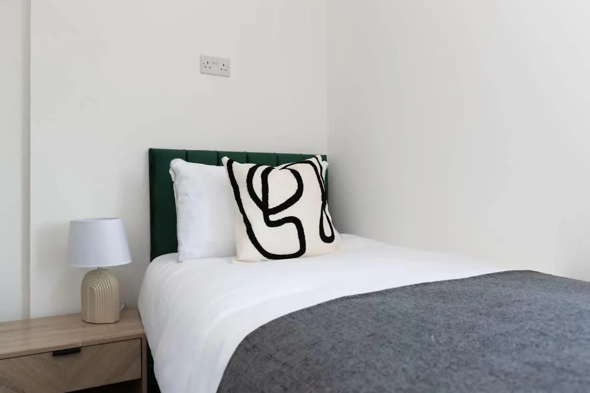 Appartement Contractor-Friendly 4-Bed 2-Bath Apartment, Fast Wifi, Central Redcar